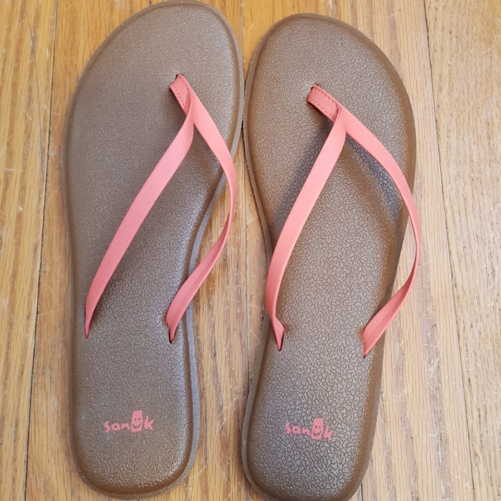 *new* sanuk yoga sandals